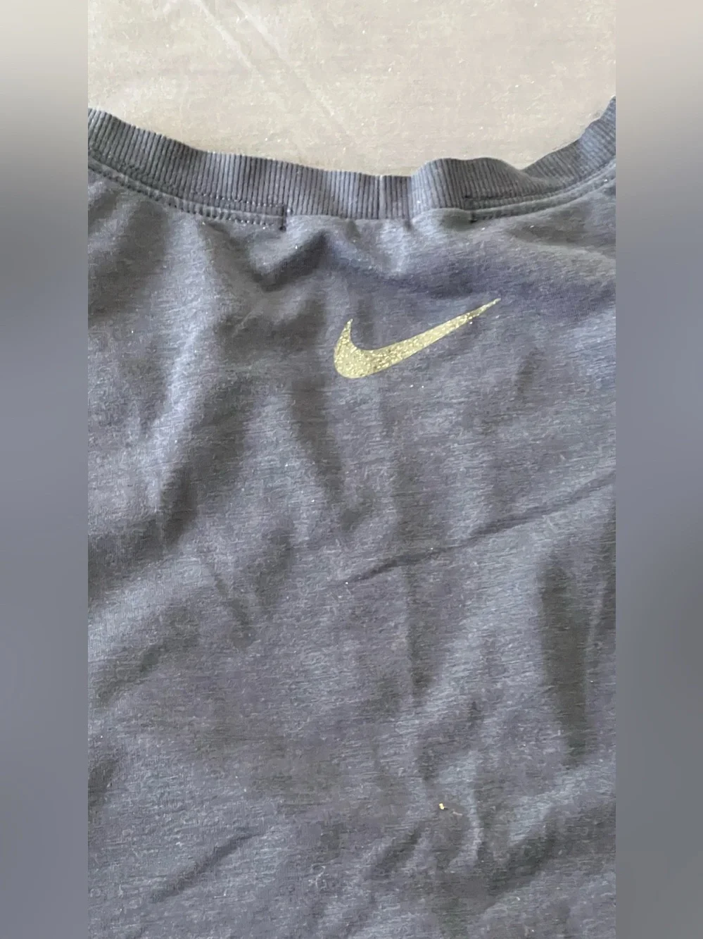 Nike Dri-Fit Men's Short Sleeve Crew Tee - gray size L